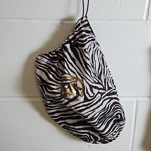 Michael Kors Woman's Puffer Jkt Lightweight Vest Gold Hardware Brown White Zebra - Picture 3 of 11